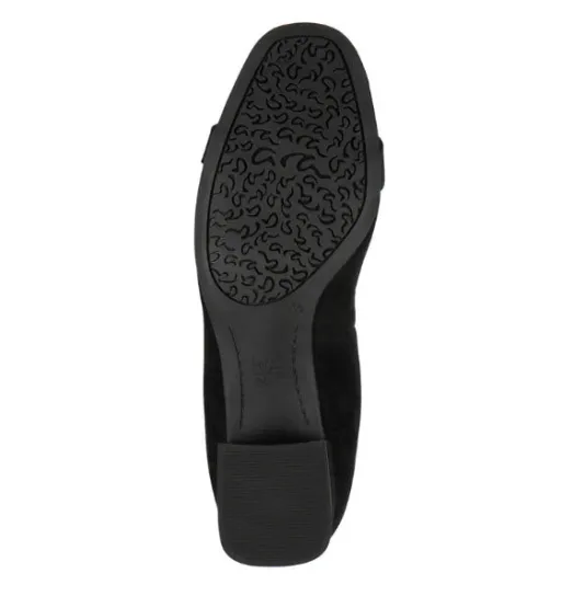 The Enamel Link Pump in Black