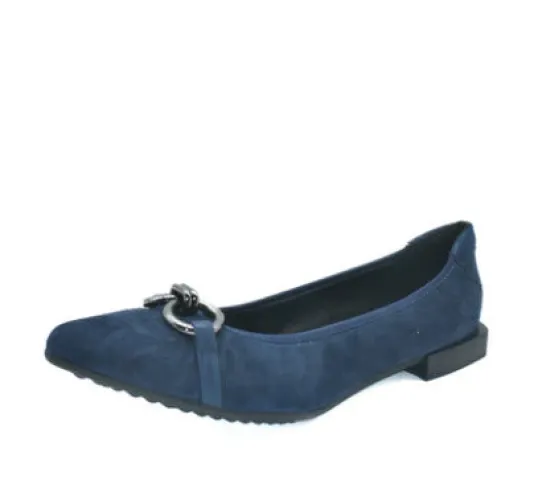 The Flexible Pointed Flat with Ornament in Navy